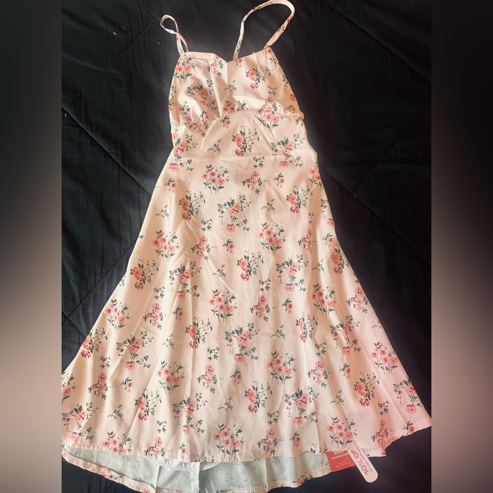NWT-Women’s Pink Floral Spring Dress
